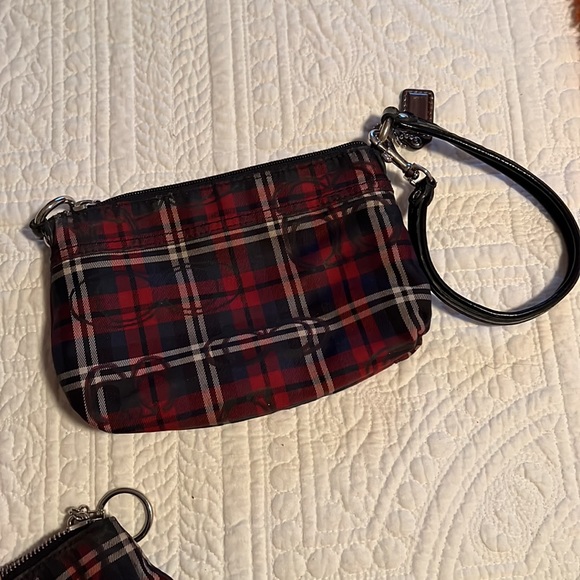 Coach Set - Picture 3 of 8